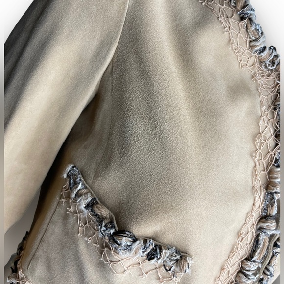 Chanel 2011 Cruise/ Resort Lambskin Bolero Runway Look #60 - Picture 8 of 16